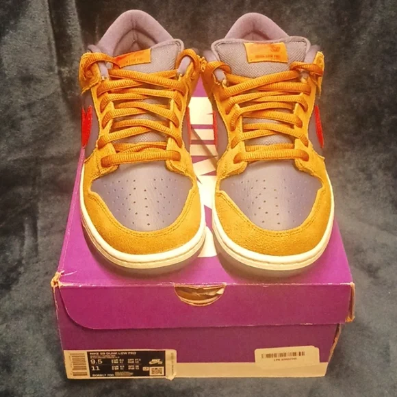 NIKE SB DUNK LOW PRO (REVERSE PAPA BEAR) display picture 1